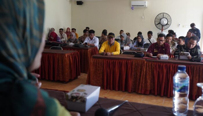 Perindagkop dan UKM Solok Selatan Sosialisasi Pengelolaan Pasar Nagari