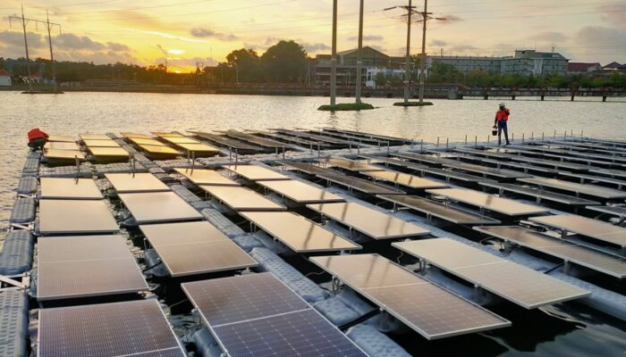 Program Transisi Energi, Wamen BUMN Tantang PLN Buka Bisnis Baru