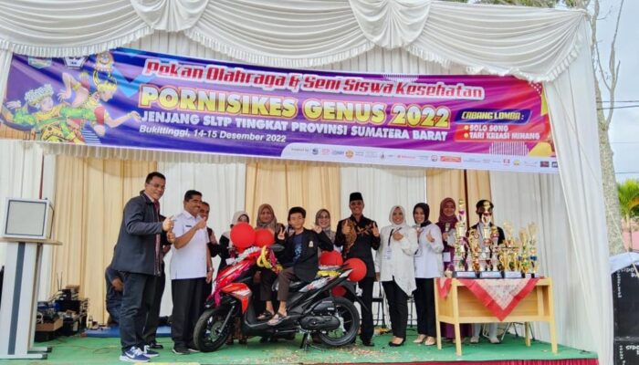 Doorprize Sepeda Motor, SMK Kesehatan Genus Gelar Iven Pornisikes Tingkat SLTP Se-Sumbar