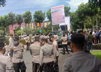 Aliansi Aman Nagari Lubuk Basung Gelar Aksi Damai di Kantor Bupati Agam