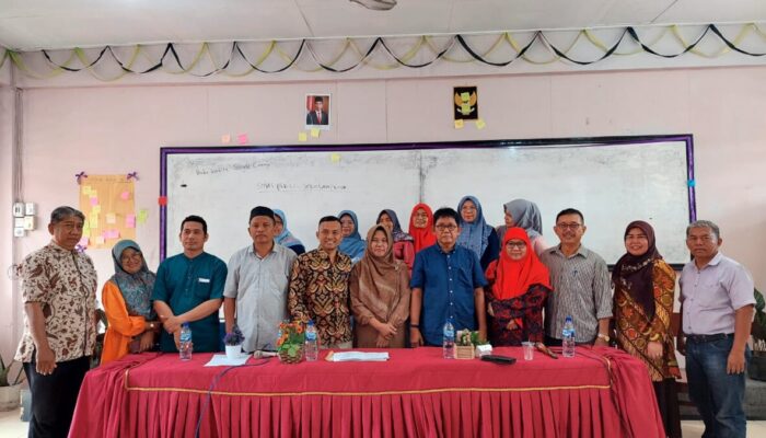 Kisruh SMA PGRI 1 Padang Selesai, Dapodik Resmi atas Nama Yayasan Pendidikan PGRI Padang Sumbar