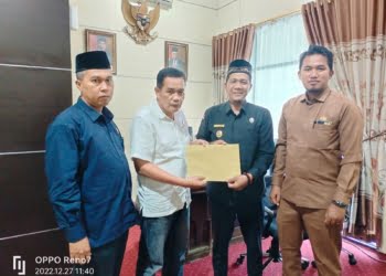 Keluhkan Kondisi Jalan, Wali Nagari Ambuang Kapua Sungai Sariak Temui Ketua DPRD  Padang Pariaman