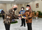 Bio Farma Kembali Sabet Penghargaan PROPER Kategori Emas