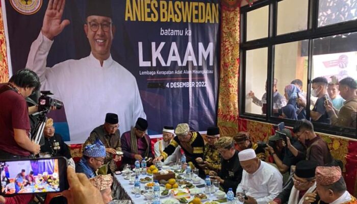 Niniak Mamak Sumbar Sepakat Suara Milik Anies Baswedan