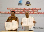PT Semen Padang Serahkan 124 Berkas Arsip Statis ke ANRI