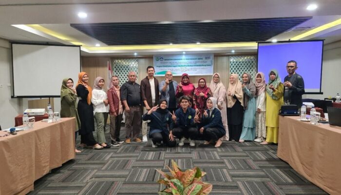 Tim PKM Prodi Sastra Inggris UBH Berikan Pelatihan Digital Marketing dan Pengeksporan Produk Makanan Tradisional