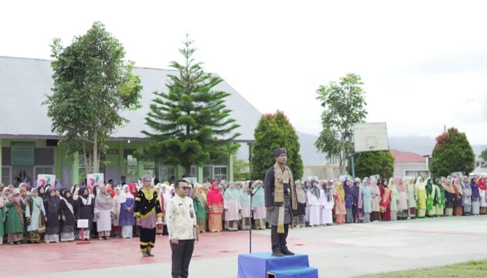 Berpakaian Adat, Kemenag Solok Peringati HAB 2023 di MAN 3 Lembah Gumanti