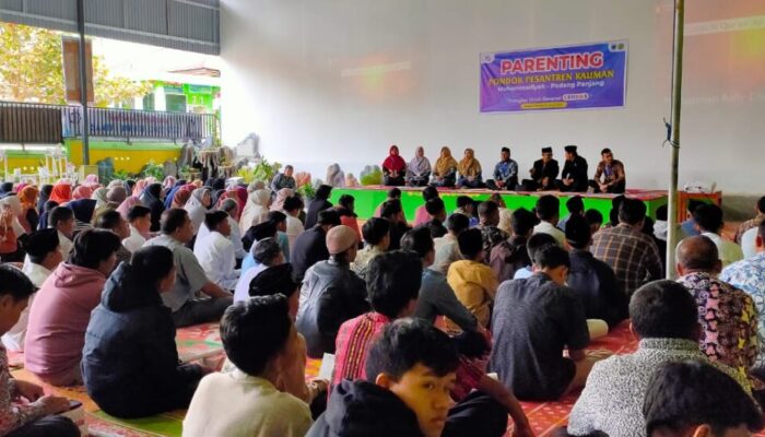 Kelas Parenting di Kauman Muhammadiyah: Kolaborasi Ponpes dan Orang Tua Kunci Sukses Pendidikan Santri