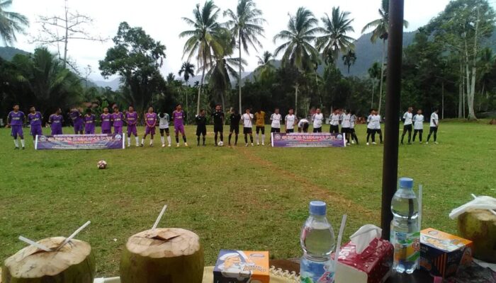 Kick off! 16 Klub dari Berbagai Daerah Berlaga di Turnamen Sepakbola Sumpur Kudus Cup 2023
