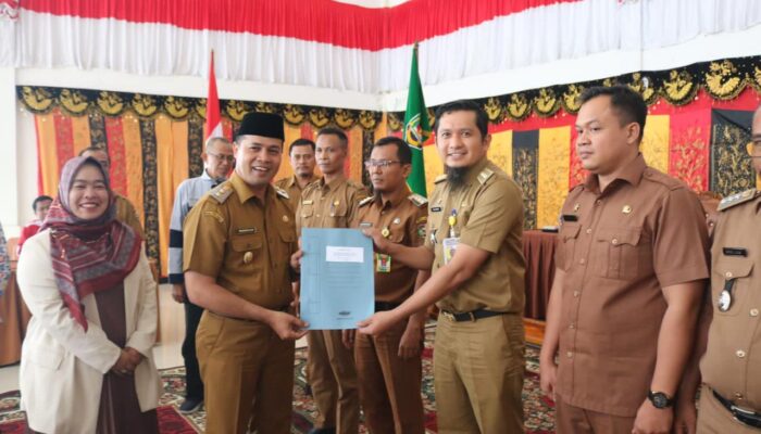 100 Mahasiswa UNP Laksanakan KKN di Sijunjung