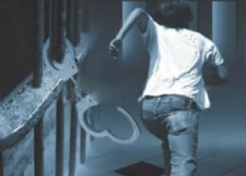 Gergaji Teralis Sel, Tahanan Polsek Lubuk Begalung Berhasil Kabur