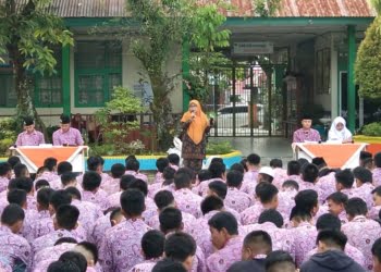 Dua Paslon Pimpinan OSIM MAN 1 Padang Ikuti Debat