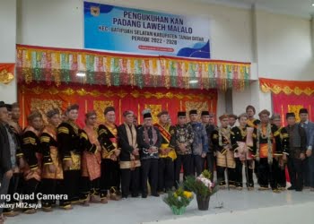 Bupati Tanah Datar Kukuhkan Pengurus KAN dan Resmikan Kantor Wali Nagari Padang Laweh Malalo