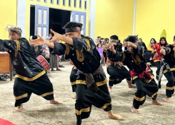 Berdiri Sejak 1990, Disparbud Solok Kagumi Grup Kesenian Balai Aro Nagari Sirukam
