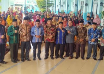Pertemuan KKMTs Sumbar, Kakanwil Kemenag Sumbar : Laksanakan Kurikulum dengan Maksimal