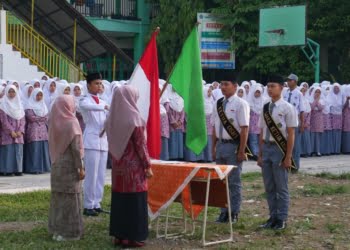 Pengurus Organisasi Siswa Intra Madrasah MAN 1 Padang Dilantik