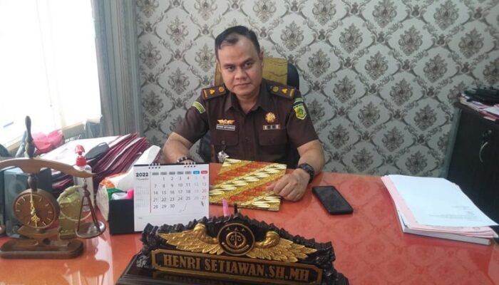 Kejari Agam Terima Pelimpahan Berkas Perkara Perampokan Pedagang Emas