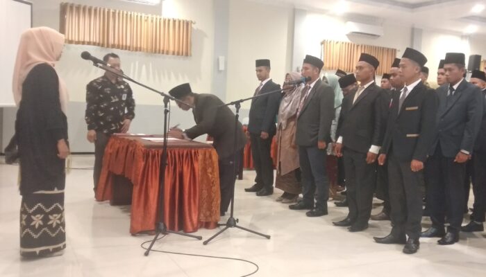 Lantik PPK Solok Selatan, Nila Puspita: Jika Melanggar Segera Laporkan