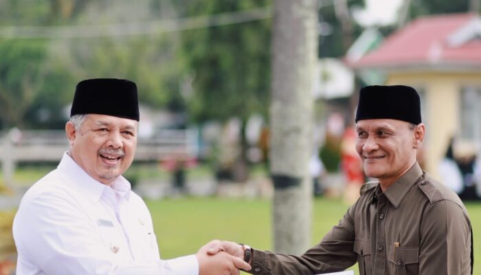 Bangun Puluhan Masjid dan Musala, Rusdi Saleh Kembali Diganjar Penghargaan dari Pemko Solok