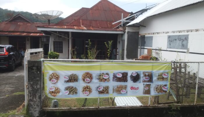 Kue Kering Rose Kembali Diproduksi Sambut Imlek 2023