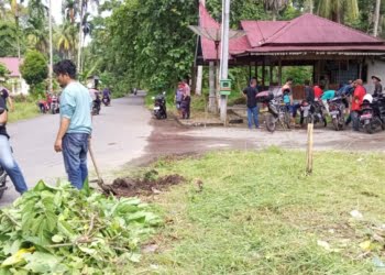 Tingkatkan Sinergi dan Komunikasi, Pemerintah Nagari Lareh Nan Panjang Sungai Sariak Giatkan Goro dan Makan Bersama