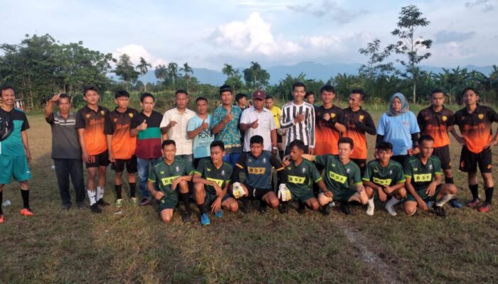 Open Turnamen Sepak Bola Mini 2023 di Nagari Kapalo Hilalang Resmi Ditutup, Tim Lato-lato FC Juara 1