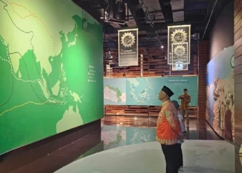 Sambangi Kota Bandung, Gubernur Sumbar Kagumi Masjid Raya Al Jabbar Karya Ridwan kamil