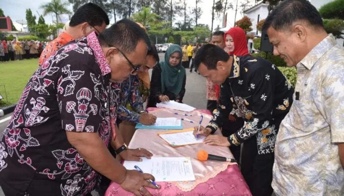 Genius Umar Lakukan Kontrak Perjanjian Kinerja Pada Perangkat Daerah