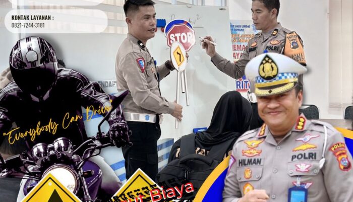 Mantap! Ditlantas Polda Sumbar Berikan Bimbingan Bagi Pemohon SIM Gratis
