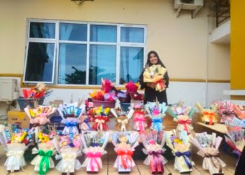 Novlina, Sosok Pendamping Desa yang Menangkap Peluang Usaha Buket