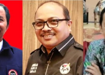 Eko Yanche Edrie (Pemimpin Redaksi Harian Khazanah), Sawir Pribadi dan Widya Navies (Wakil Pemimpin Redaksi Singgalang)