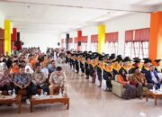 Kampus STIE dan STKIP Widyaswara Indonesia Muara Labuh Wisuda 63 Lulusan