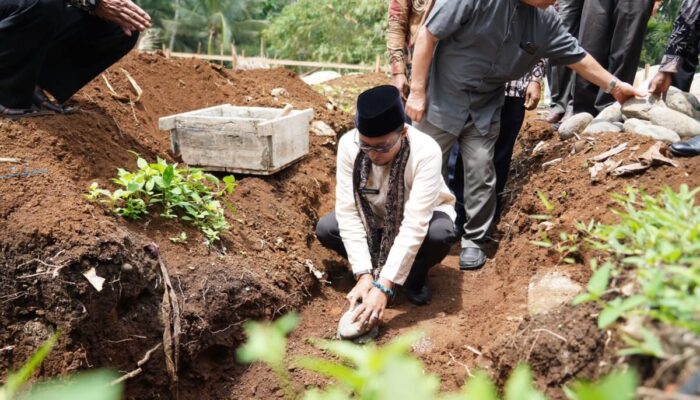 Pembangunan Madrasah Thawalib, Bupati Eka Putra Berharap Mampu Lahirkan Ulama Besar