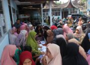 Warga Pasaman Barat Antusias Beli Pangan Murah 