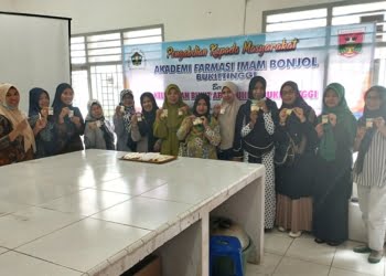 Akfar Imam Bonjol Bukittinggi Gelar Bimtek Pembuatan Serbuk Minuman dari Rimpang