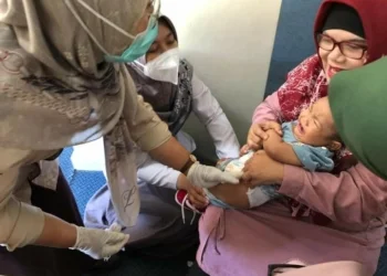 Cegah Polio, Dinkes Padang Imbau Marakkan Imunisasi Anak
