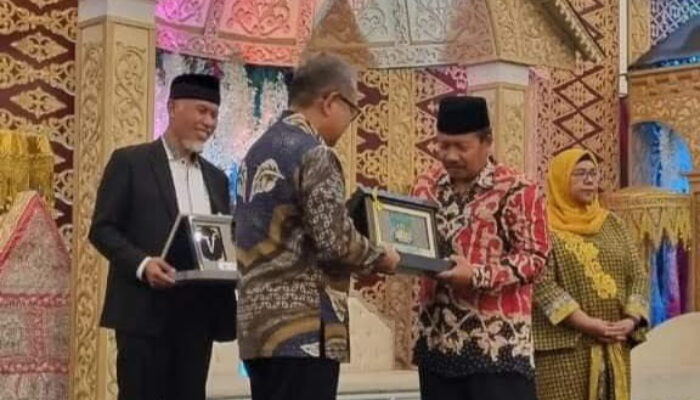 Dihadiri Gubernur Sumbar dan Bupati Agam, Perantau Panampuang Baralek Gadang di Selangor Malaysia