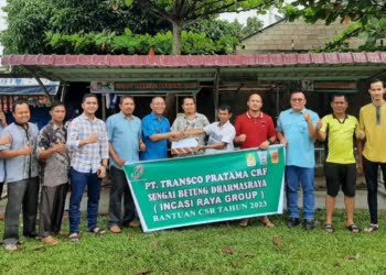 PT. Transco Pratama Sungai Betung Kucurkan Dana CSR Bidang Pemuda dan Olahraga di Nagari Koto Baru