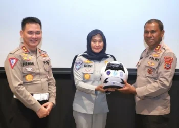 Dukung ASEAN Summit 2023, Jasa Raharja Serahkan Sarana  Prasarana Keselamatan Jalan NTT