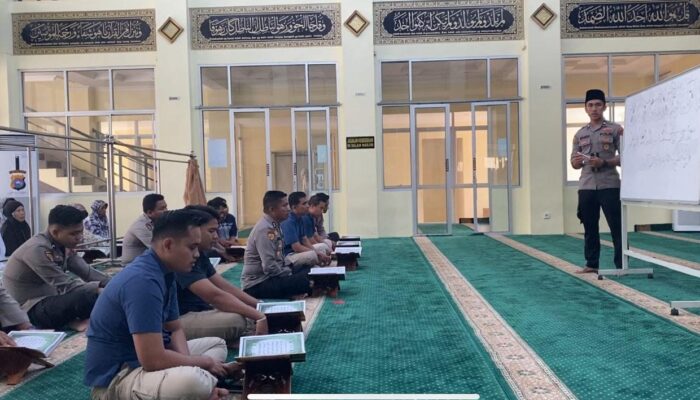 Tingkatkan Binrohtal Personel, Biro SDM Polda Sumbar Luncurkan Program Polri Belajar Tajwid