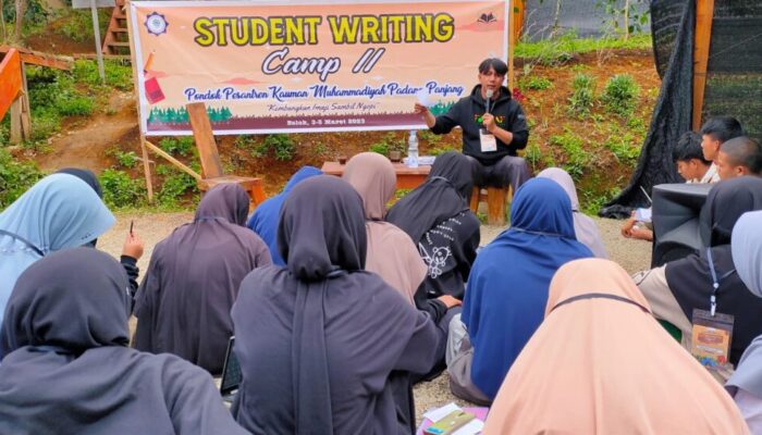 Kembangkan Potensi Kepenulisan Santri, Pondok Pesantren Kauman Gelar SWC II