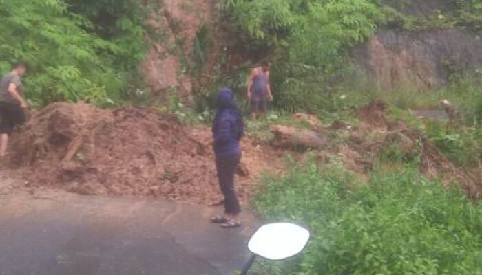 Kabupaten Dharmasraya Dilanda Banjir dan Longsor