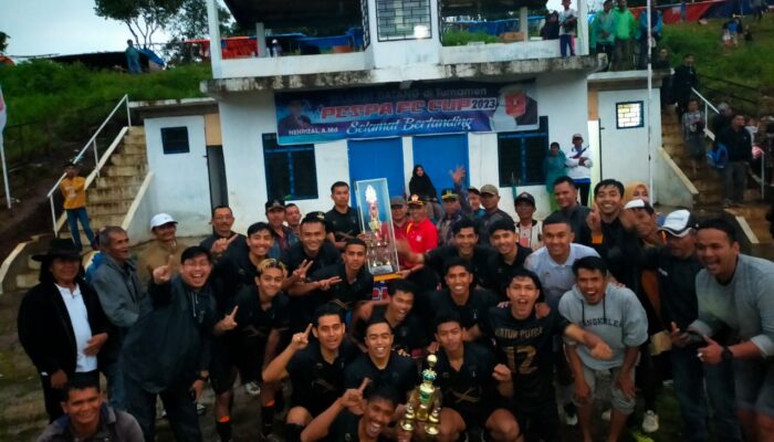 Turnamen Pespa Cup 2023 di Nagari Nan Limo Resmi Ditutup, Tim Matur Putra Pertahankan Piala Bergilir