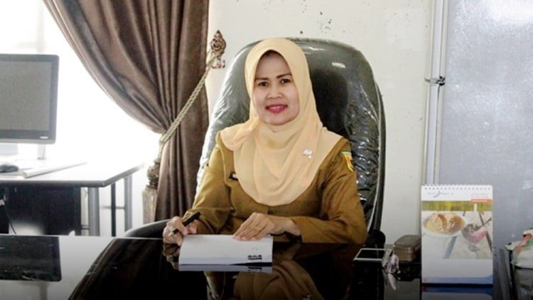 Kadis Kesehatan Kabupaten Tanah Datar, dr Yesrita Zetrianis