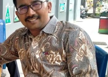 Kepala Bidang Pendidikan Sekolah Dasar Dinas Pendidikan dan Kebudayaan Kabupaten Pesisir Selatan, Lendra