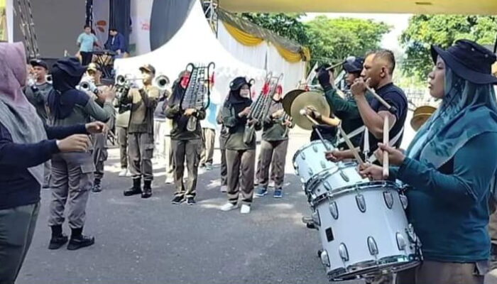 Pelepas Rindu Perantau, Drum Band Gita Pamong Praja Tampilkan “Dayuang Palinggam” di Opening Festival Muaro Padang Sore Ini
