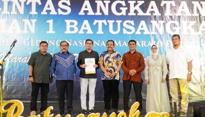 Bupati Walikota Hingga Direktur PNP Hadiri Reuni Lintas Angkatan SMAN 1 Batusangkar