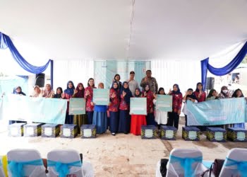 Biofarma Group dan FIADIFA Bagikan 3.300 Paket Sembako di 9 Provinsi