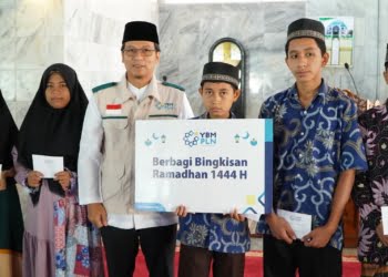 Berbagi Berkah Ramadan di PLN Sumbar, 128 Yatim Dhuafa Terima Santunan dan Paket Buka Puasa