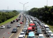 Menko PMK Prediksi Puncak Arus Balik Terjadi Senin 24 April 2023